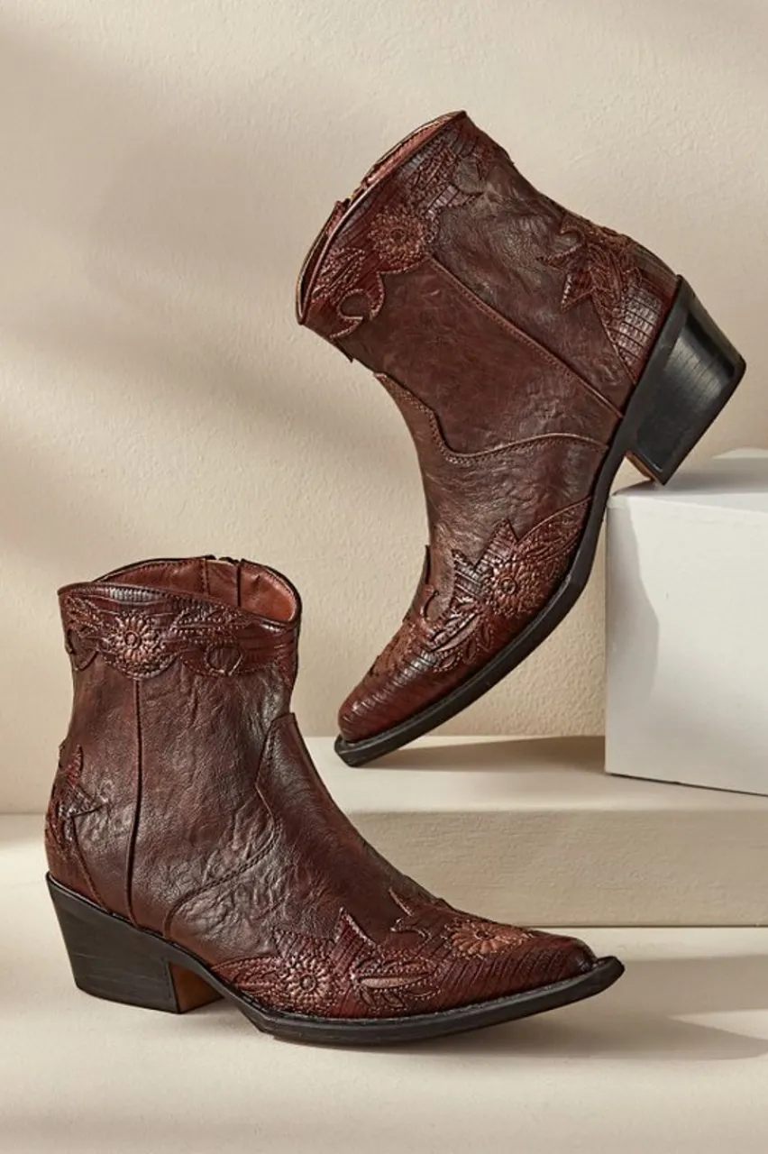 Sale Matisse Savanna Embossed Bootie Shoes